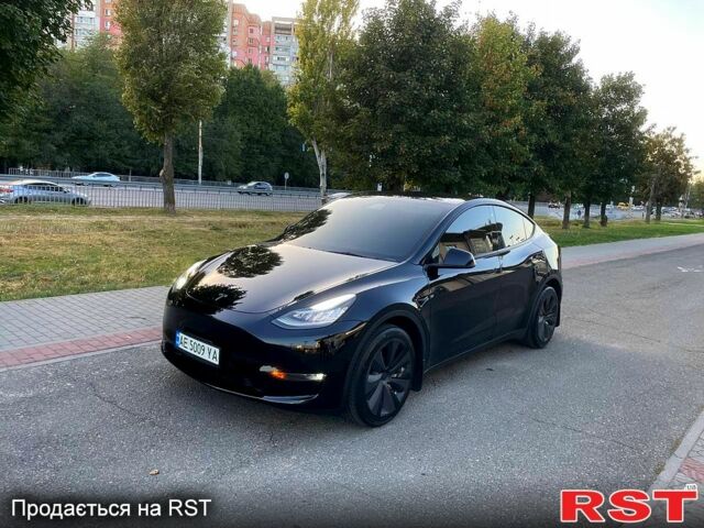 Черный Тесла Model Y, объемом двигателя 0 л и пробегом 50 тыс. км за 29500 $, фото 2 на Automoto.ua