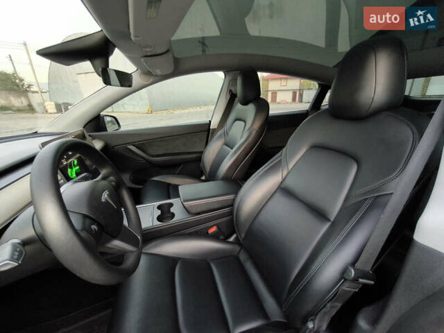 Черный Тесла Model Y, объемом двигателя 0 л и пробегом 57 тыс. км за 23950 $, фото 22 на Automoto.ua