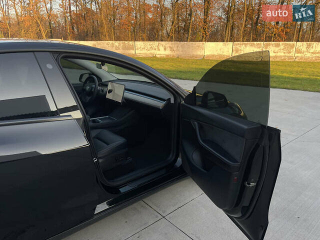 Чорний Тесла Model Y, об'ємом двигуна 0 л та пробігом 116 тис. км за 21800 $, фото 35 на Automoto.ua