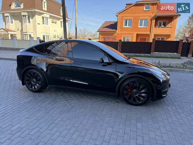 Черный Тесла Model Y, объемом двигателя 0 л и пробегом 68 тыс. км за 28500 $, фото 65 на Automoto.ua