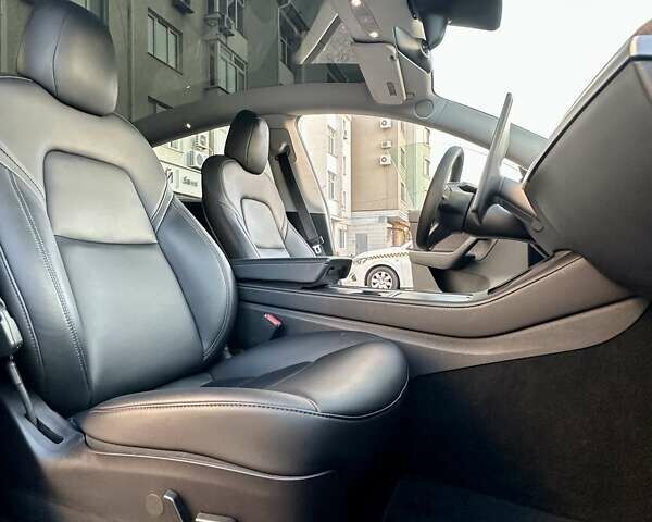 Чорний Тесла Model Y, об'ємом двигуна 0 л та пробігом 141 тис. км за 24900 $, фото 11 на Automoto.ua