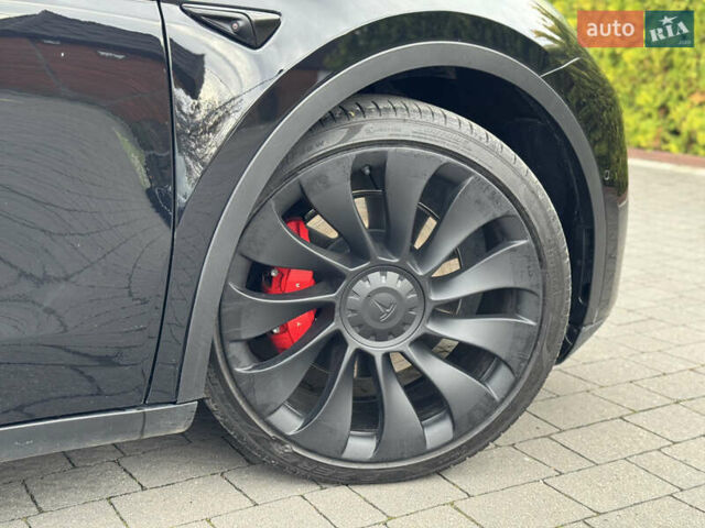 Чорний Тесла Model Y, об'ємом двигуна 0 л та пробігом 62 тис. км за 24999 $, фото 21 на Automoto.ua