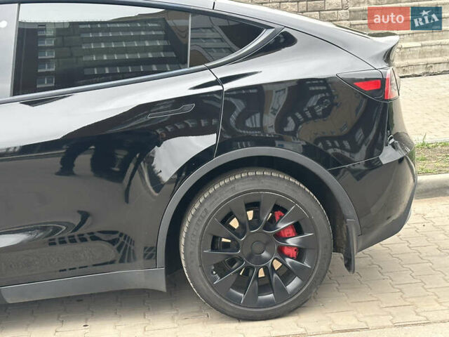 Черный Тесла Model Y, объемом двигателя 0 л и пробегом 127 тыс. км за 26500 $, фото 4 на Automoto.ua