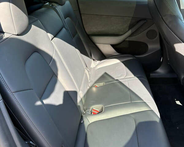 Черный Тесла Model Y, объемом двигателя 0 л и пробегом 51 тыс. км за 23699 $, фото 19 на Automoto.ua