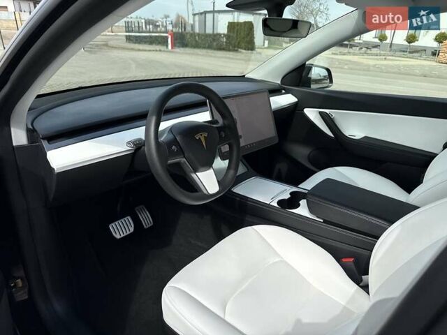 Черный Тесла Model Y, объемом двигателя 0 л и пробегом 222 тыс. км за 19999 $, фото 32 на Automoto.ua