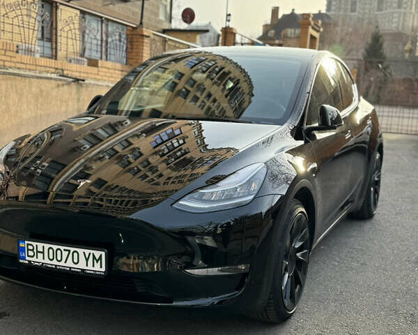 Черный Тесла Model Y, объемом двигателя 0 л и пробегом 44 тыс. км за 43800 $, фото 2 на Automoto.ua