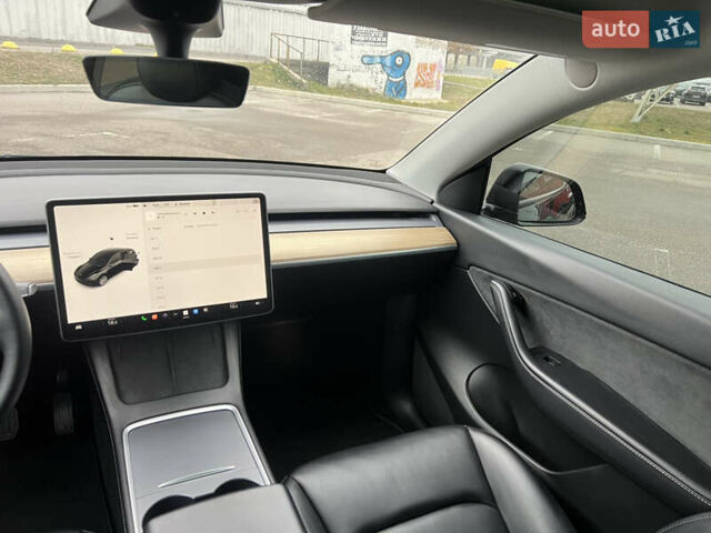 Черный Тесла Model Y, объемом двигателя 0 л и пробегом 61 тыс. км за 22900 $, фото 32 на Automoto.ua