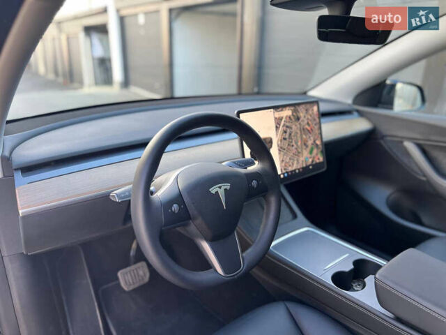 Черный Тесла Model Y, объемом двигателя 0 л и пробегом 6 тыс. км за 27900 $, фото 57 на Automoto.ua
