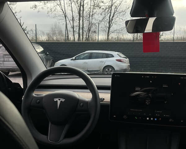 Чорний Тесла Model Y, об'ємом двигуна 0 л та пробігом 41 тис. км за 34800 $, фото 24 на Automoto.ua