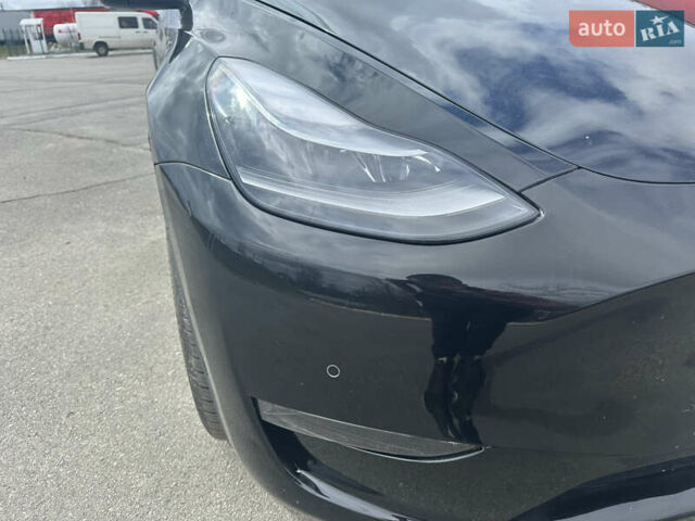 Черный Тесла Model Y, объемом двигателя 0 л и пробегом 24 тыс. км за 27999 $, фото 11 на Automoto.ua