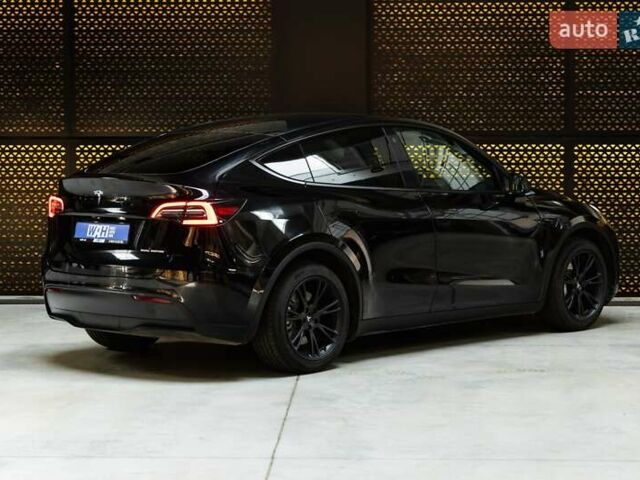 Черный Тесла Model Y, объемом двигателя 0 л и пробегом 155 тыс. км за 23000 $, фото 7 на Automoto.ua