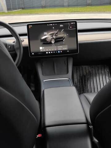 Черный Тесла Model Y, объемом двигателя 0 л и пробегом 46 тыс. км за 25900 $, фото 7 на Automoto.ua