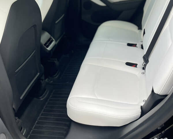 Черный Тесла Model Y, объемом двигателя 0 л и пробегом 89 тыс. км за 26999 $, фото 20 на Automoto.ua