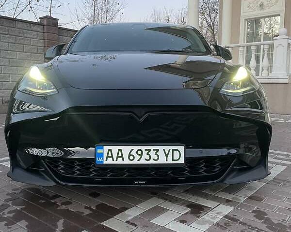 Тесла Model Y 2022 в Киеве на Automoto.ua Черный Тесла Model Y, объемом двигателя 0 л и пробегом 186 тыс. км за 23900 $, фото 4 на Automoto.ua