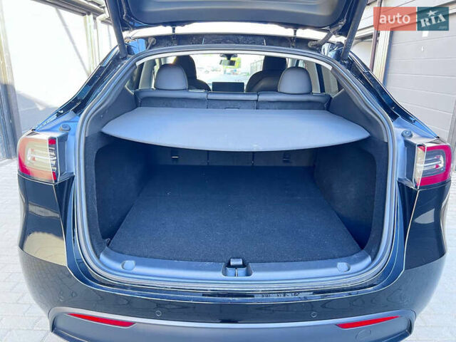 Черный Тесла Model Y, объемом двигателя 0 л и пробегом 6 тыс. км за 27900 $, фото 71 на Automoto.ua