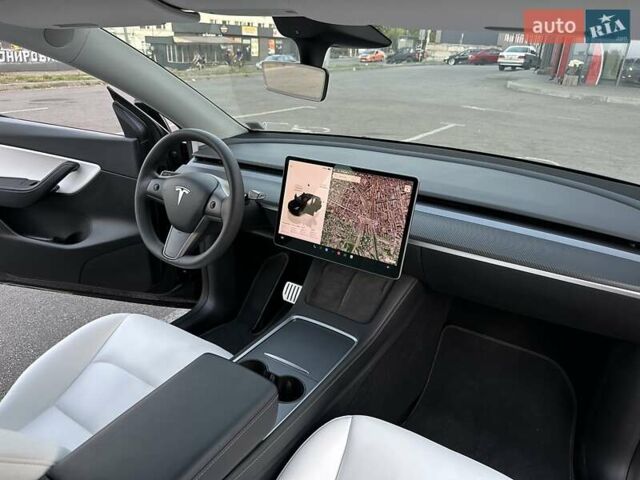 Черный Тесла Model Y, объемом двигателя 0 л и пробегом 135 тыс. км за 26899 $, фото 36 на Automoto.ua