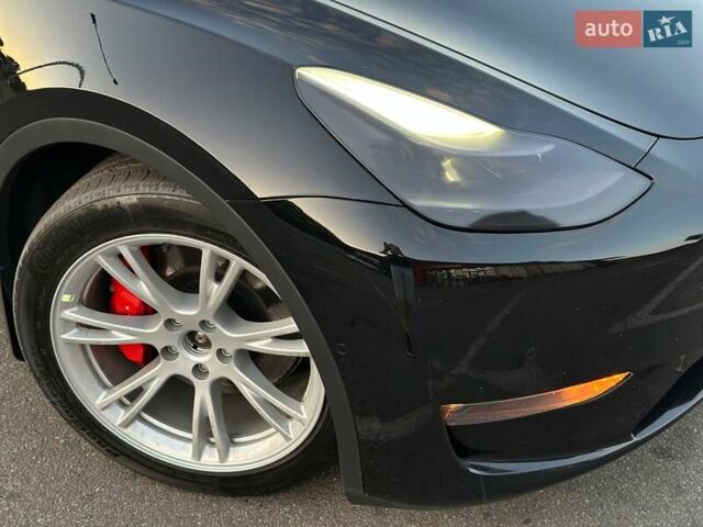 Черный Тесла Model Y, объемом двигателя 0 л и пробегом 135 тыс. км за 26899 $, фото 4 на Automoto.ua