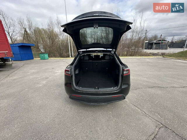 Черный Тесла Model Y, объемом двигателя 0 л и пробегом 24 тыс. км за 27999 $, фото 18 на Automoto.ua