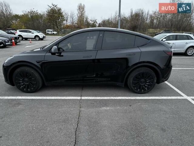 Черный Тесла Model Y, объемом двигателя 0 л и пробегом 46 тыс. км за 34000 $, фото 8 на Automoto.ua