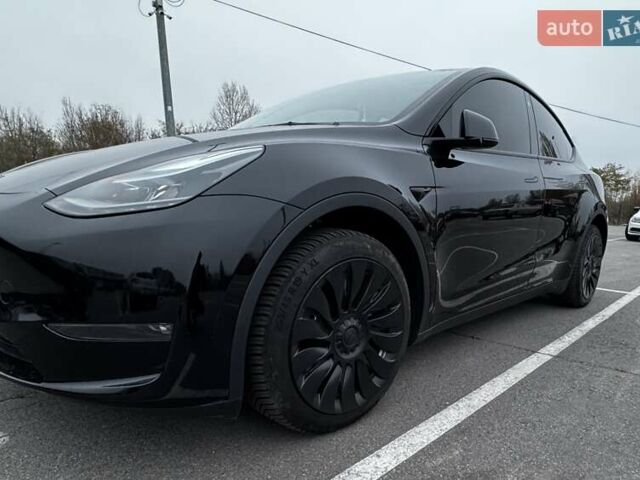 Черный Тесла Model Y, объемом двигателя 0 л и пробегом 46 тыс. км за 34000 $, фото 3 на Automoto.ua