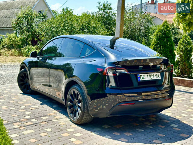 Черный Тесла Model Y, объемом двигателя 0 л и пробегом 50 тыс. км за 24999 $, фото 3 на Automoto.ua