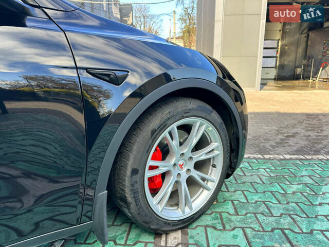 Черный Тесла Model Y, объемом двигателя 0 л и пробегом 136 тыс. км за 26199 $, фото 7 на Automoto.ua