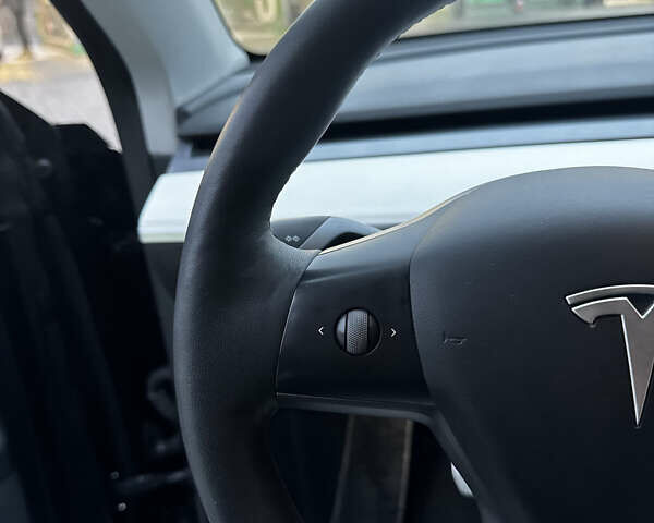 Черный Тесла Model Y, объемом двигателя 0 л и пробегом 85 тыс. км за 28000 $, фото 21 на Automoto.ua