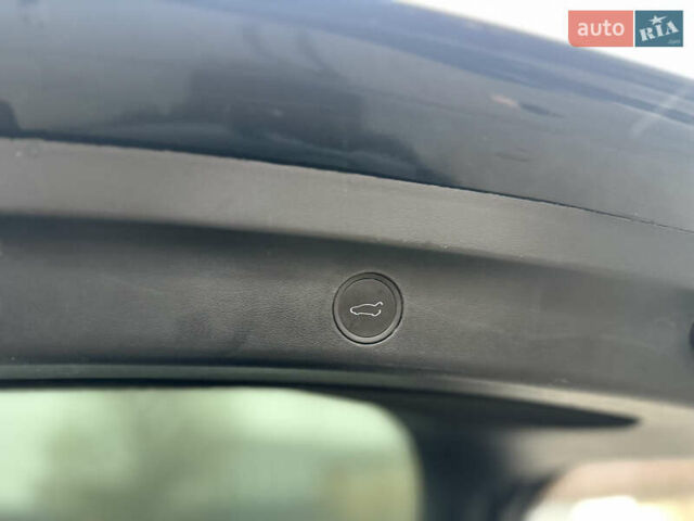 Чорний Тесла Model Y, об'ємом двигуна 0 л та пробігом 27 тис. км за 28900 $, фото 18 на Automoto.ua