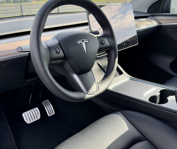 Чорний Тесла Model Y, об'ємом двигуна 0 л та пробігом 22 тис. км за 58000 $, фото 10 на Automoto.ua