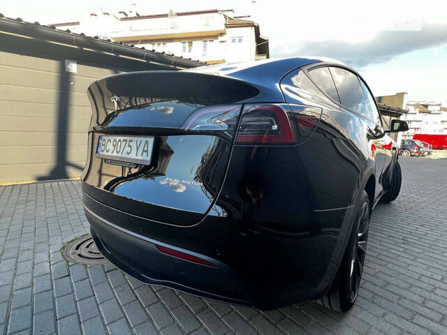 Черный Тесла Model Y, объемом двигателя 0 л и пробегом 6 тыс. км за 27900 $, фото 36 на Automoto.ua