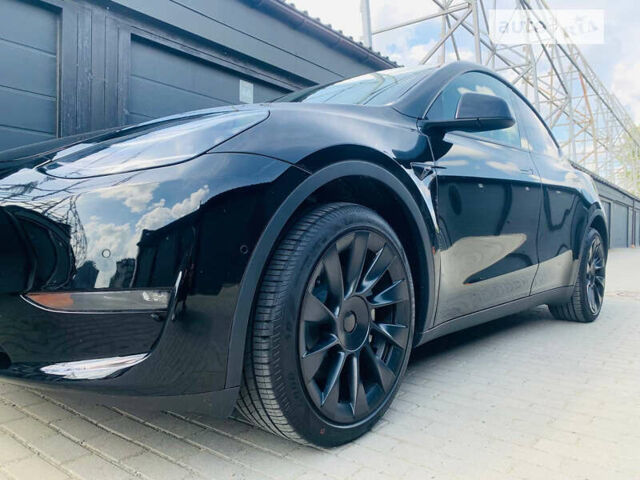 Черный Тесла Model Y, объемом двигателя 0 л и пробегом 6 тыс. км за 27900 $, фото 6 на Automoto.ua