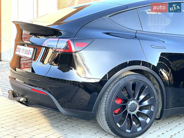 Черный Тесла Model Y, объемом двигателя 0 л и пробегом 100 тыс. км за 28900 $, фото 25 на Automoto.ua