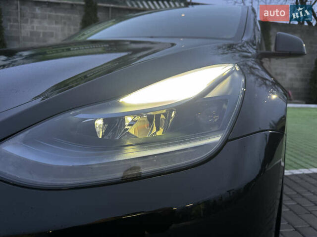 Черный Тесла Model Y, объемом двигателя 0 л и пробегом 85 тыс. км за 28000 $, фото 48 на Automoto.ua