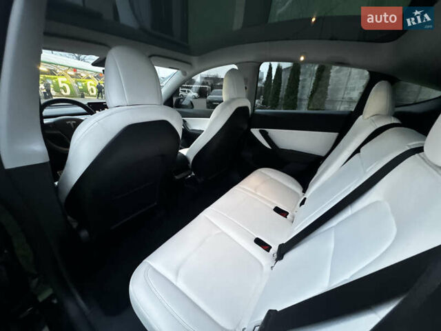 Черный Тесла Model Y, объемом двигателя 0 л и пробегом 85 тыс. км за 28000 $, фото 26 на Automoto.ua