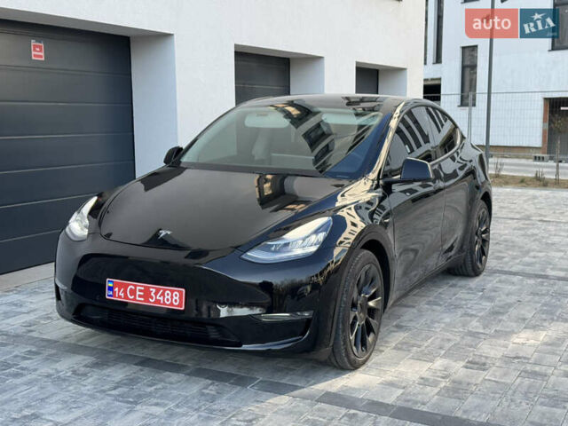 Черный Тесла Model Y, объемом двигателя 0 л и пробегом 48 тыс. км за 28999 $, фото 16 на Automoto.ua