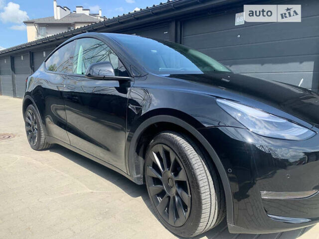 Черный Тесла Model Y, объемом двигателя 0 л и пробегом 6 тыс. км за 27900 $, фото 2 на Automoto.ua