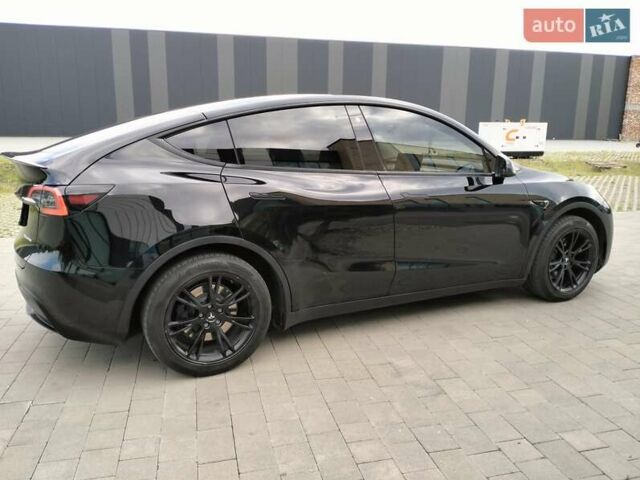 Черный Тесла Model Y, объемом двигателя 0 л и пробегом 23 тыс. км за 30500 $, фото 14 на Automoto.ua
