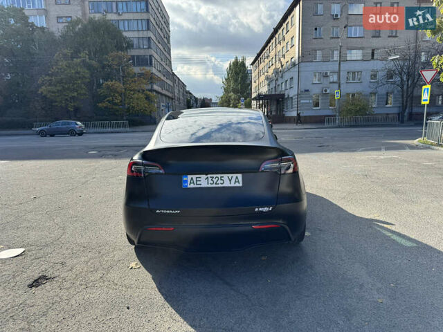 Черный Тесла Model Y, объемом двигателя 0 л и пробегом 50 тыс. км за 39999 $, фото 4 на Automoto.ua