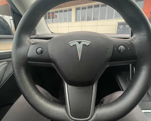 Черный Тесла Model Y, объемом двигателя 0 л и пробегом 56 тыс. км за 27500 $, фото 22 на Automoto.ua