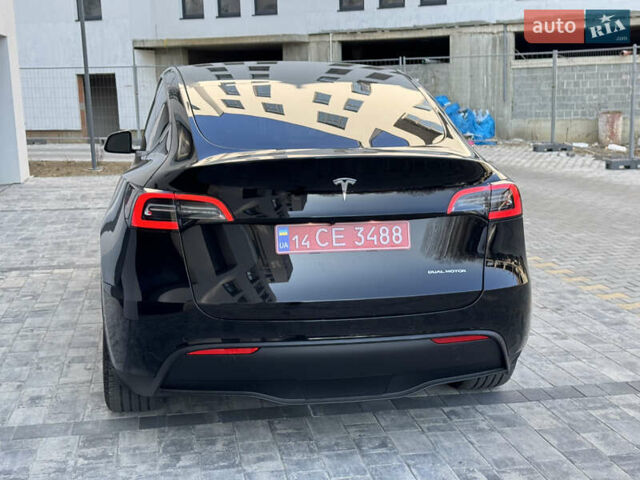 Черный Тесла Model Y, объемом двигателя 0 л и пробегом 48 тыс. км за 28999 $, фото 9 на Automoto.ua