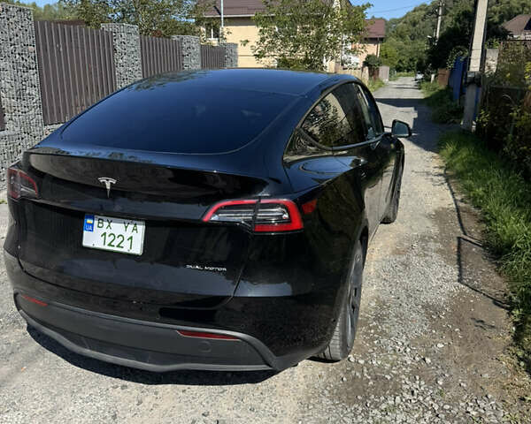 Черный Тесла Model Y, объемом двигателя 0 л и пробегом 89 тыс. км за 25500 $, фото 3 на Automoto.ua
