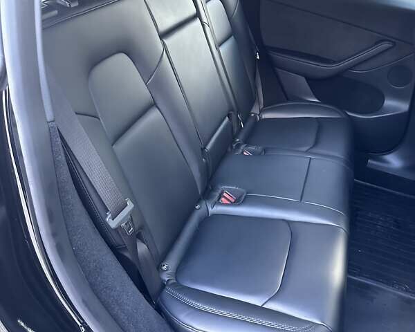 Черный Тесла Model Y, объемом двигателя 0 л и пробегом 11 тыс. км за 30300 $, фото 5 на Automoto.ua