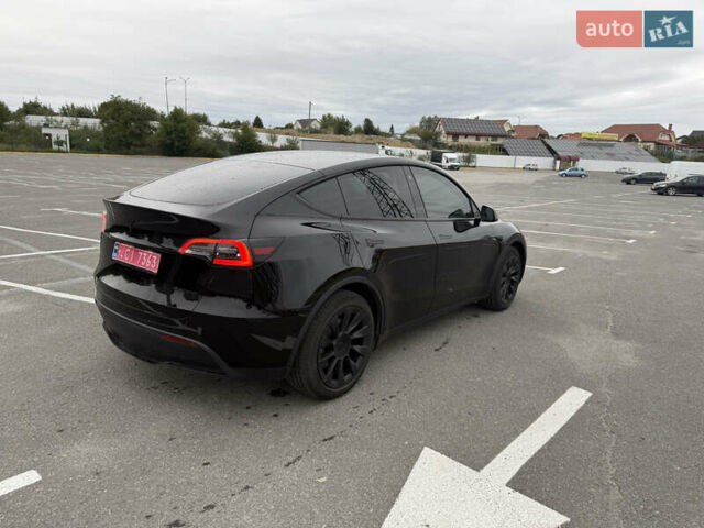 Черный Тесла Model Y, объемом двигателя 0 л и пробегом 65 тыс. км за 27000 $, фото 3 на Automoto.ua