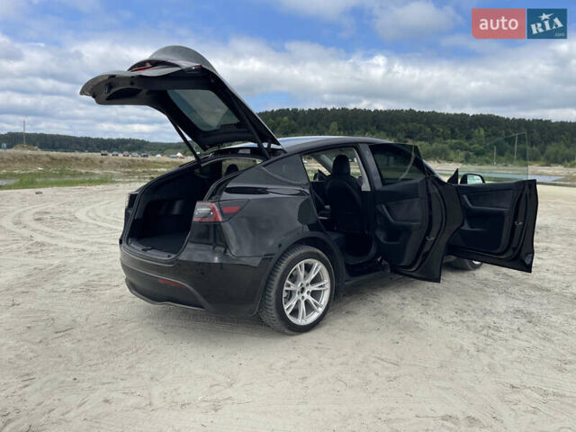 Черный Тесла Model Y, объемом двигателя 0 л и пробегом 83 тыс. км за 25500 $, фото 14 на Automoto.ua