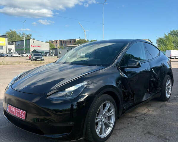 Черный Тесла Model Y, объемом двигателя 0 л и пробегом 51 тыс. км за 22399 $, фото 2 на Automoto.ua