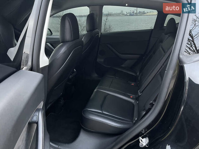 Чорний Тесла Model Y, об'ємом двигуна 0 л та пробігом 88 тис. км за 29999 $, фото 14 на Automoto.ua