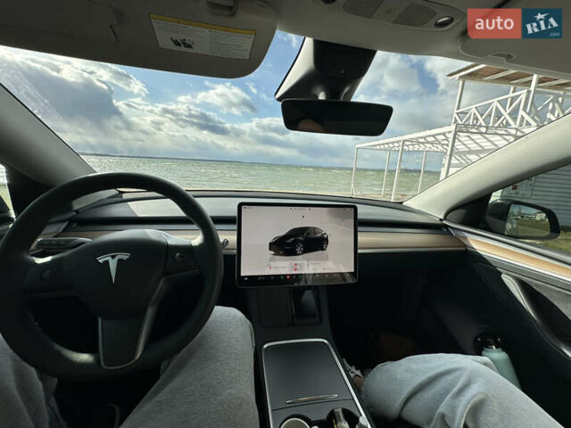 Черный Тесла Model Y, объемом двигателя 0 л и пробегом 24 тыс. км за 27999 $, фото 24 на Automoto.ua