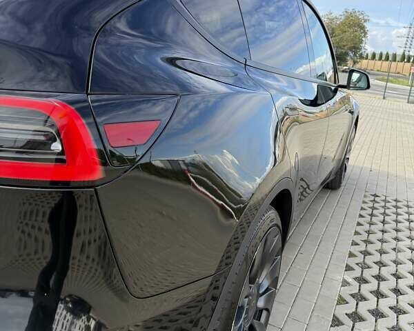 Тесла Model Y 2022 в Луцке на Automoto.ua Черный Тесла Model Y, объемом двигателя 0 л и пробегом 222 тыс. км за 19999 $, фото 30 на Automoto.ua