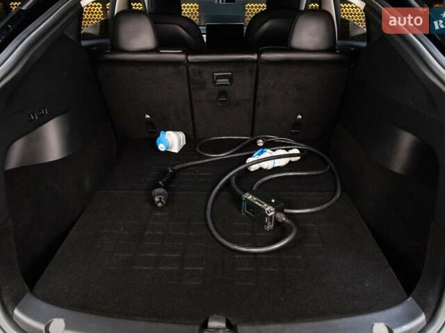 Черный Тесла Model Y, объемом двигателя 0 л и пробегом 155 тыс. км за 23000 $, фото 29 на Automoto.ua