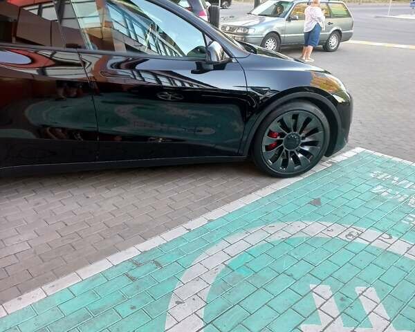 Чорний Тесла Model Y, об'ємом двигуна 0 л та пробігом 74 тис. км за 24500 $, фото 18 на Automoto.ua